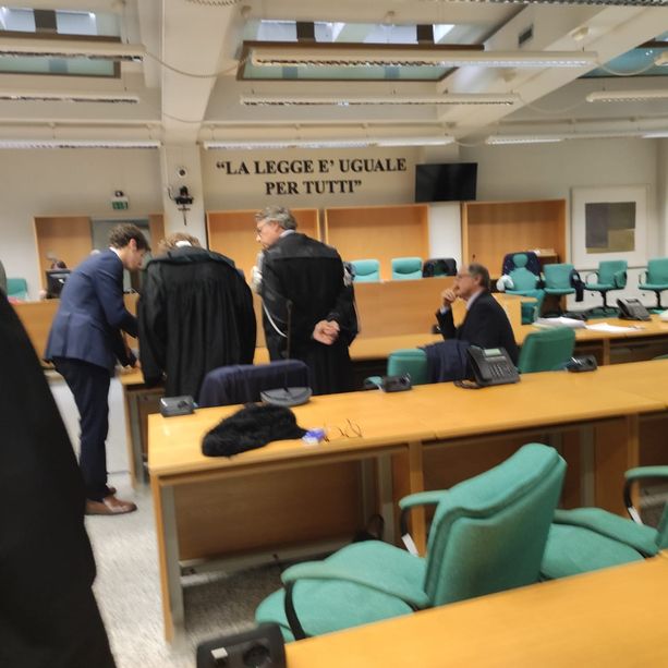 Il video della sparatoria apre il dibattimento nel processo al gioielliere di Grinzane