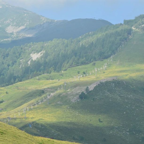Si ferma la seggiovia di Pian Munè. Soccorsi al lavoro per recuperare due persone