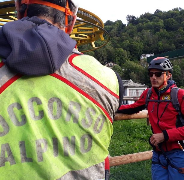 Cade mentre fa downhill al bike park di Viola, intervento di soccorso alpino ed eliambulanza