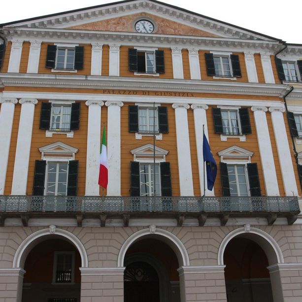 Condannato a un anno per il reato di falso l’ex sindaco di Roburent