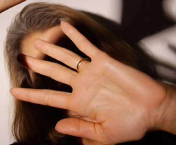 Botte e minacce di morte alla fidanzata: pesante condanna per un 22enne residente ad Alba