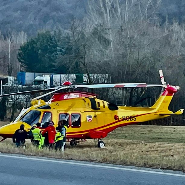 Un malore e poi la caduta: vani i soccorsi per un uomo a Venasca