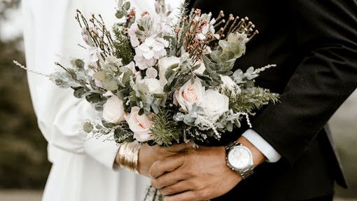 “Due cuori e un permesso di soggiorno” è la nuova formula matrimoniale che spopola anche in Granda
