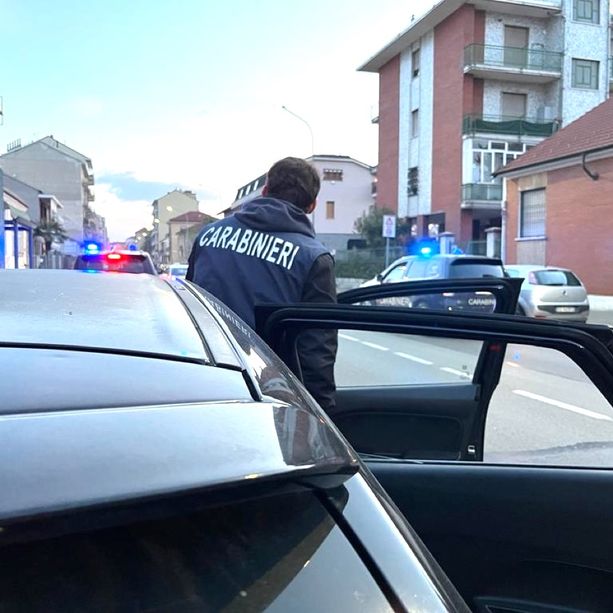 In due tentarono di  violentare una prostituta: 22enne condannato a 4 anni e 3 mesi di reclusione