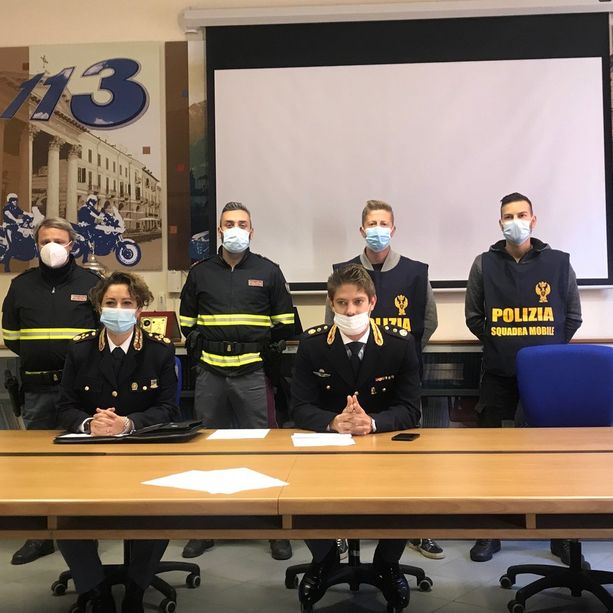 Sei furti in due settimane nei parcheggi dei centri commerciali della Granda e del Torinese: arrestati padre e figlio di Mondovì (VIDEO)