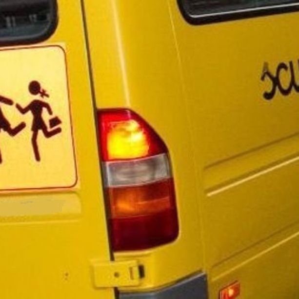 Bimbo braidese perse la mano sullo scuolabus, si discute sull’entità del risarcimento