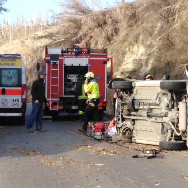 Santo Stefano Belbo, incidente sulla Provinciale per Mango: la 71enne ferita trasportata a Cuneo