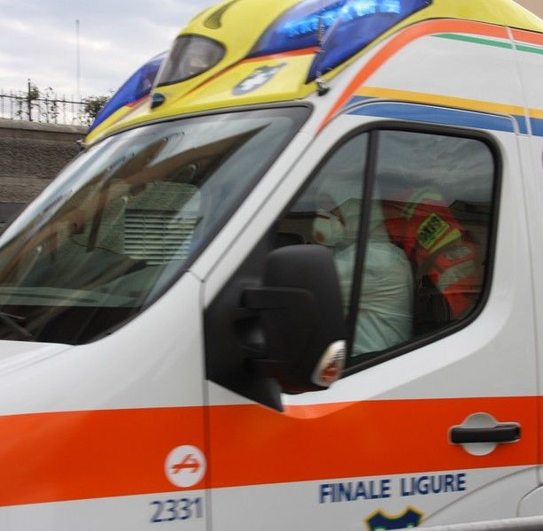 Incidente mortale sul lavoro ad Alassio: la vittima è operaio di Fossano