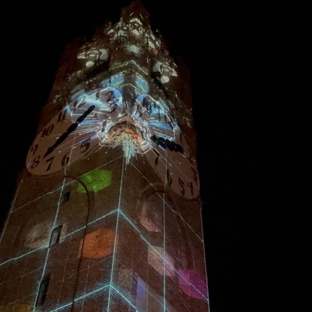 A Mondovì la Torre del Belvedere si accende con le luci di &quot;Cuneo Provincia Futura&quot; [FOTO E VIDEO]