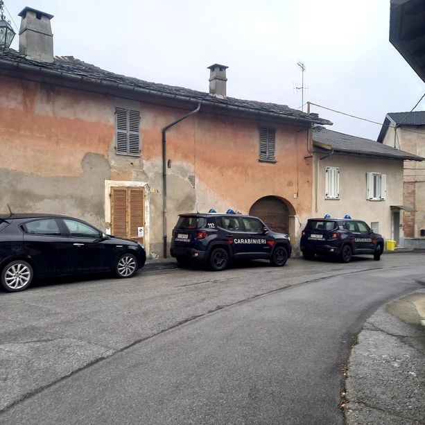 Tragedia familiare a Dronero: uccide la madre di 89 anni e poi si costituisce