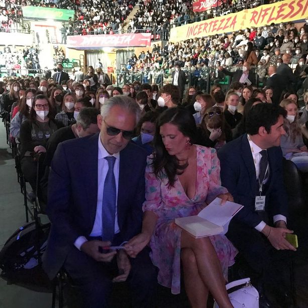 Bocelli a Cuneo per parlare di talento a duemila ragazzi: &quot;E' un dono del cielo. Chi ce l'ha deve dire grazie&quot; [FOTO E VIDEO]