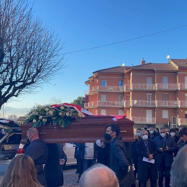 L'ultimo saluto al 'commendator' Tealdi: &quot;Un fuoriclasse nella vita&quot;
