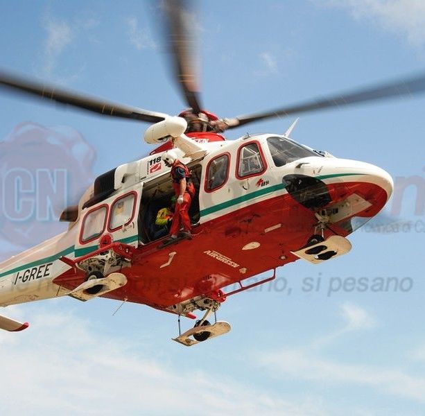 Scarnafigi, grave incidente in strada Cervignasco: deceduto un centauro di 41 anni