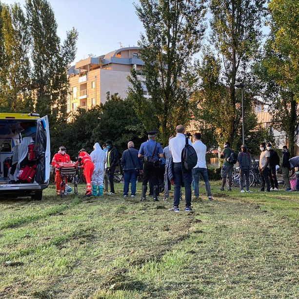 Operazione di Polizia nel parco di Villa Aliberti a Saluzzo: schedati i migranti, controlli anche sui contratti di lavoro