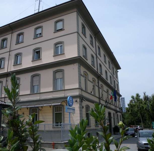 Immigrazione clandestina, in atto operazione di Questura e Finanza con perquisizioni e arresti