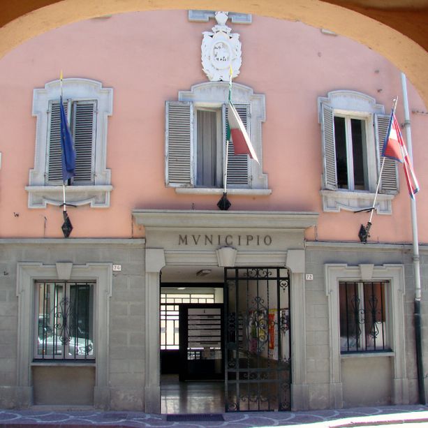 Rubata la medaglia d'oro al merito civile nel Comune di Borgo San Dalmazzo