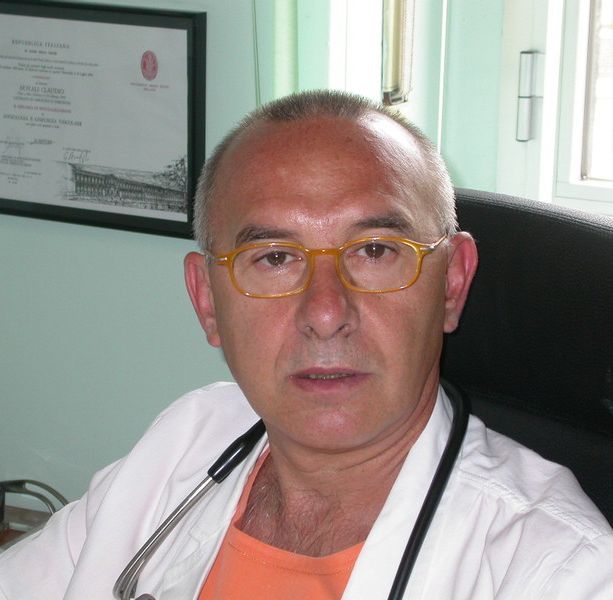 Il primario Claudio Novali denunciato per peculato e truffa ai danni dello Stato: 300 visite in nero, sequestrata la somma di 17mila euro