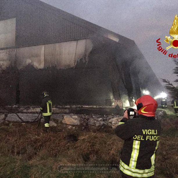 Incendio al circolo ippico Hobby Horse di Borgo San Dalmazzo: nessun cavallo coinvolto