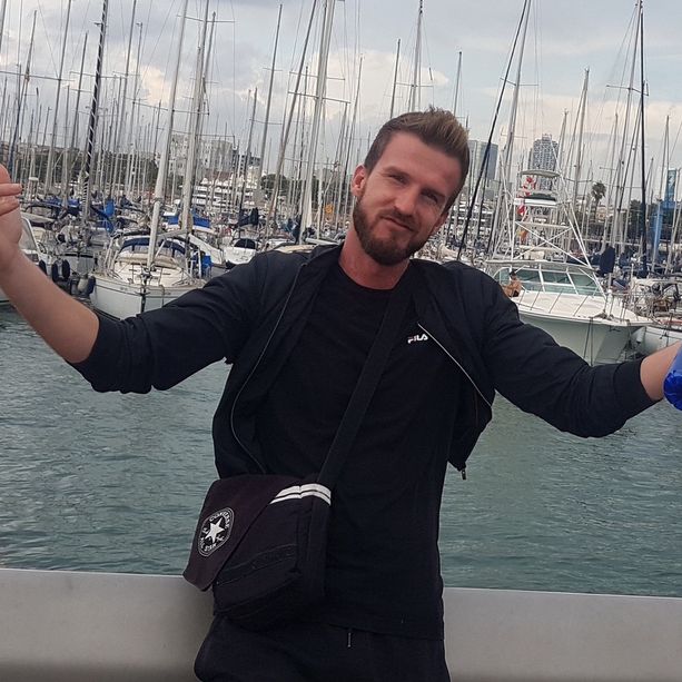 Vernante, a un anno dal funerale la famiglia Myrtaj respinge l'ipotesi del suicidio per Klaudio: &quot;Nessuna motivazione plausibile&quot;