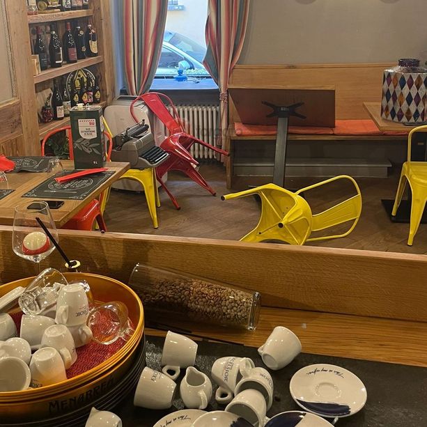 Furti nella notte in due locali del centro storico a Cuneo. I titolari: &quot;Degrado crescente, siamo esasperati&quot;