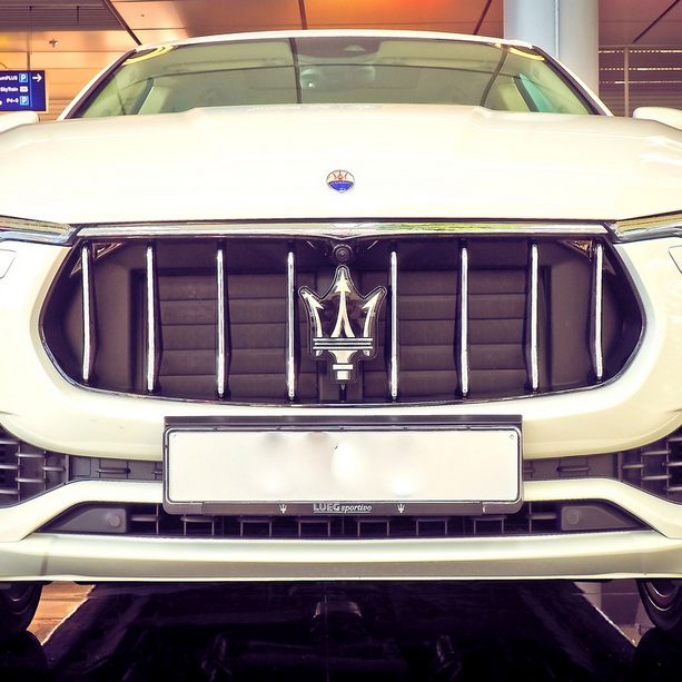 Scappa a bordo di una Maserati che ha finto di voler acquistare a Cherasco, i carabinieri arrestano il ladro