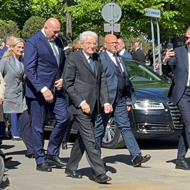 Benvenuto Presidente: Cuneo accoglie Mattarella tra gli applausi per la Festa della Liberazione [FOTO E VIDEO]