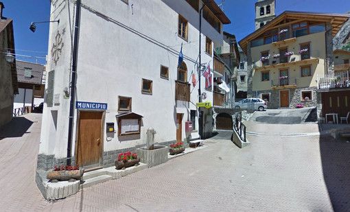 Turbativa d’asta e peculato: verdetto ribaltato in appello per l’ex sindaco di Argentera