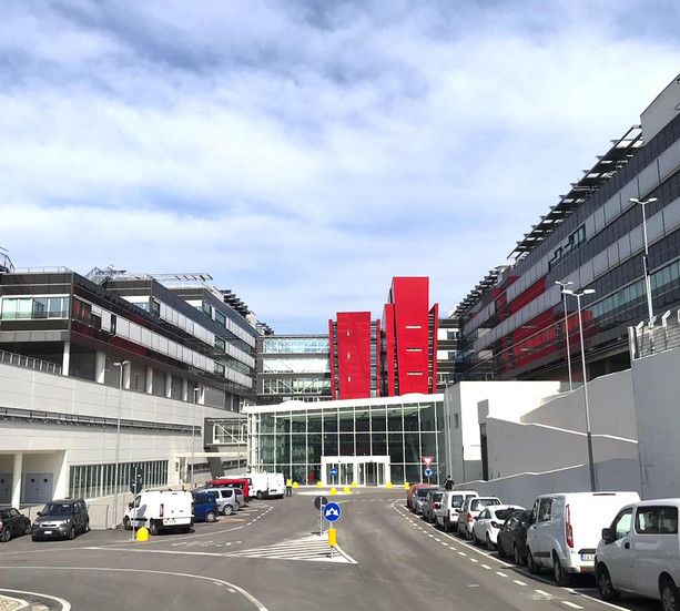 Accusati di rubare in ospedale, tecnici chiedono il rito abbreviato condizionato all’audizione di testi.  Si torna in aula a novembre