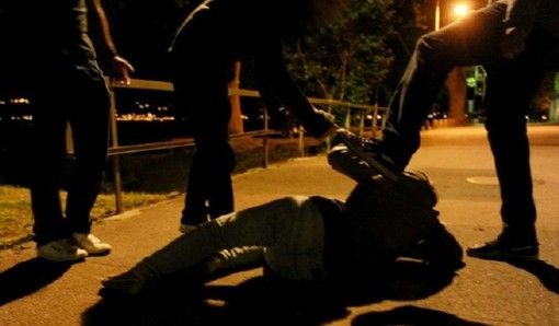 Ruppe il naso a un giovane alla festa di San Magno, condannato