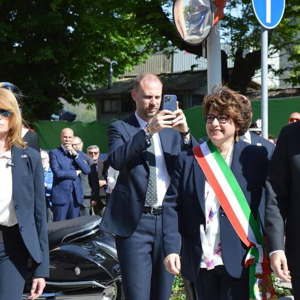 Bagno di folla e visita a MEMO4345 per Mattarella a Borgo San Dalmazzo [FOTO]