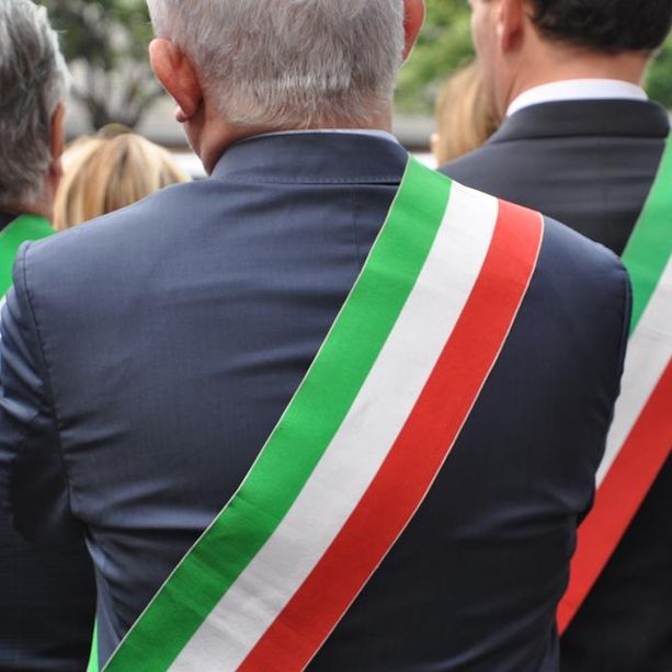 La Langa si prepara al voto tra sfide multiple e numerosi candidati sindaci in solitaria