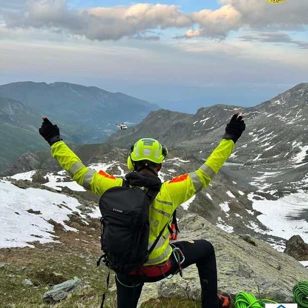 Tragedia in alta Valle Po: due alpinisti francesi precipitano in un canalone perdendo la vita