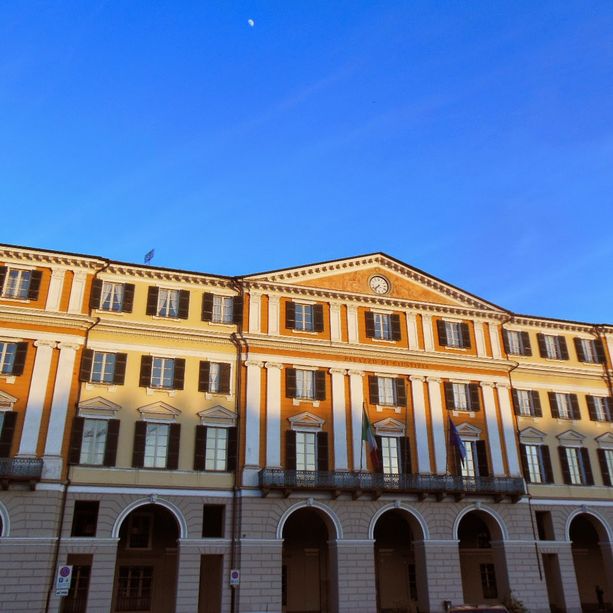 Rapporti intimi con un alunno minore, l’imputata si difende in aula: “Non ero più la sua insegnante. Ho sbagliato”