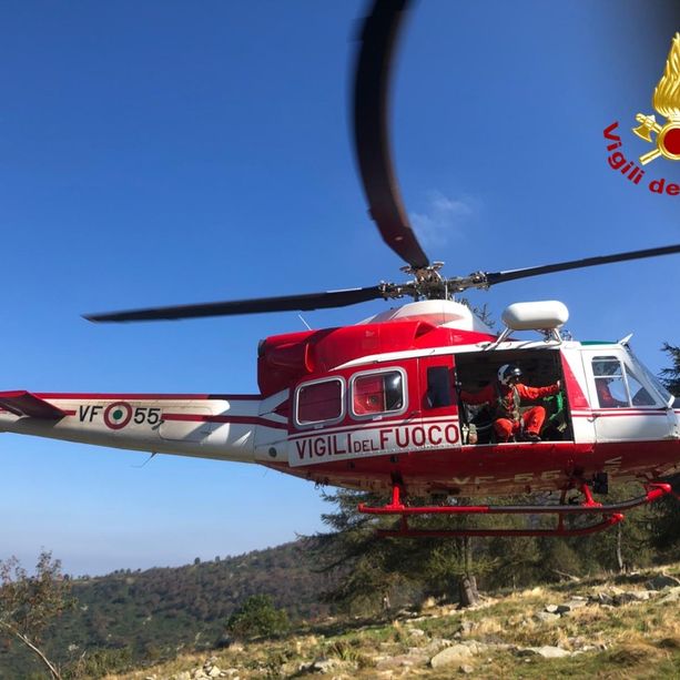 Lieto fine per i dispersi di Vievola: stanno tutti bene, in corso il recupero con l'elicottero dei vigili del fuoco