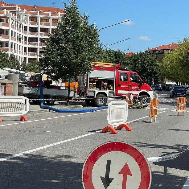 Mondovì, fino ad un metro di acqua in autorimesse e cantine in piazza Monteregale