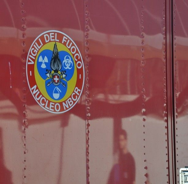 Scoppia un macchinario per la lavorazione del ferro a Montezemolo, una persona coinvolta