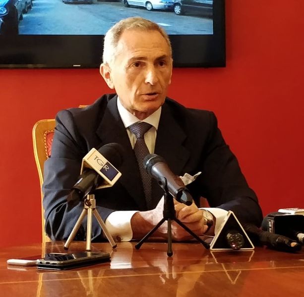 Disordini in piazza Castello, il questore di Torino: “Pagina nera per la città”