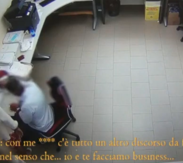 Cittadinanze false a Crescentino, Ferrero: &quot;Mi ero accorto di una concentrazione anomala di residenze di stranieri nell’abitazione di un dipendente comunale&quot;