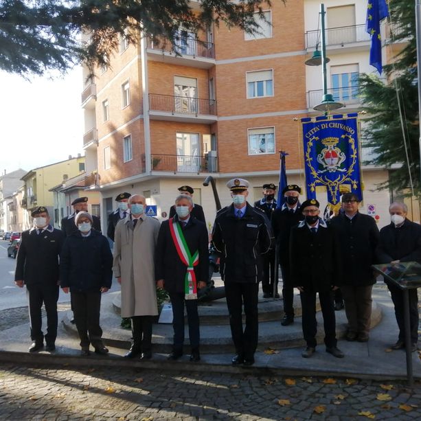 Chivasso celebre la Festa dell'Unita Nazionale e delle Forze Armate e dà la cittadinanza onoraria al milite ignoto