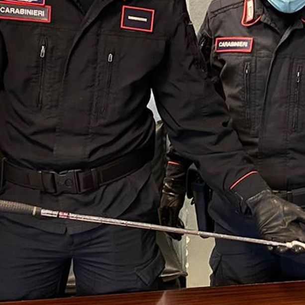 Perseguita una coppia di coniugi per sette anni, i carabinieri arrestano uno stalker