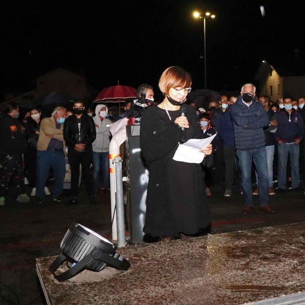 Una folla di persone per l'ultimo saluto al giovane Said (FOTO)