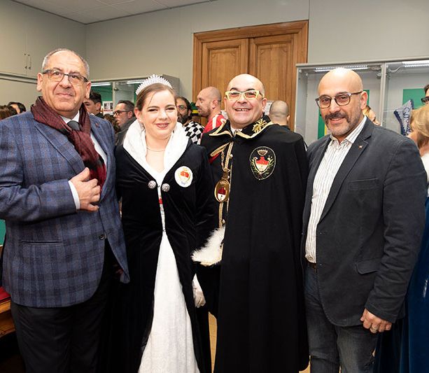 Si è aperta la mostra Carnevali piemontesi: Chivasso, Ivrea, Santhià e Borgosesia i grandi protagonisti