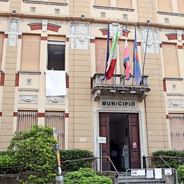 Strage di Capaci: un lenzuolo bianco per ricordare l'omicidio di Falcone, sua moglie ed i membri della sua scorta
