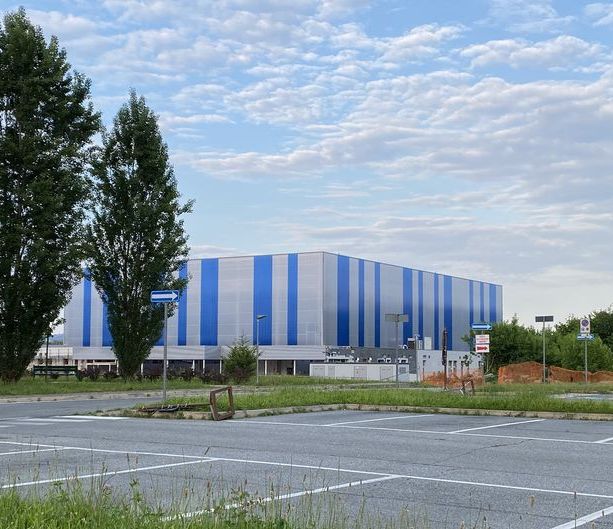 Palazzetto dello Sport, tutto pronto per l'inaugurazione. Il Comune di Settimo chiede &quot;aiuto&quot; per il nome