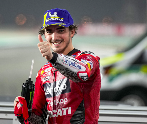 Moto Gp, giro di prova cancellato: Pecco Bagnaia è da pole ma viene retrocesso alla quarta fila
