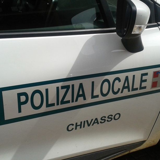 Vigile positivo al Covid: chiude la Polizia Municipale di Chivasso