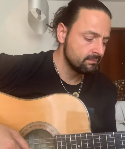 Alberto Bertoli in concerto a Pomaretto per il Comune alluvionato di Montiano