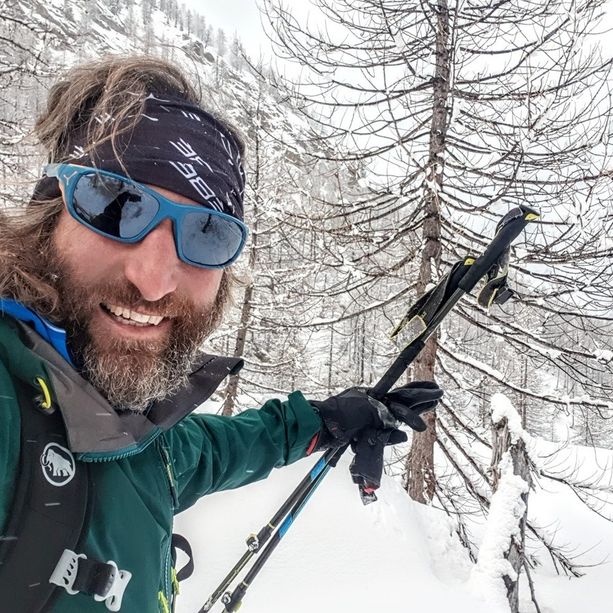 Un brindisi per salutare ‘Cala’ tra le montagne della sua ultima discesa