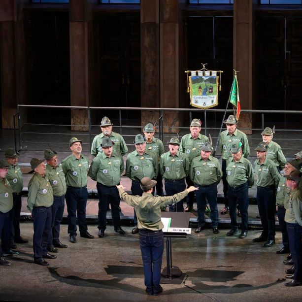 Gli Alpini viaggiano in musica nella loro storia e nei loro ideali