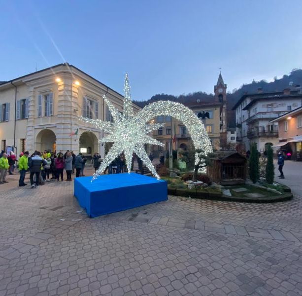 Babbo Natale porta mercatini, tombolate e musica a Cavour
